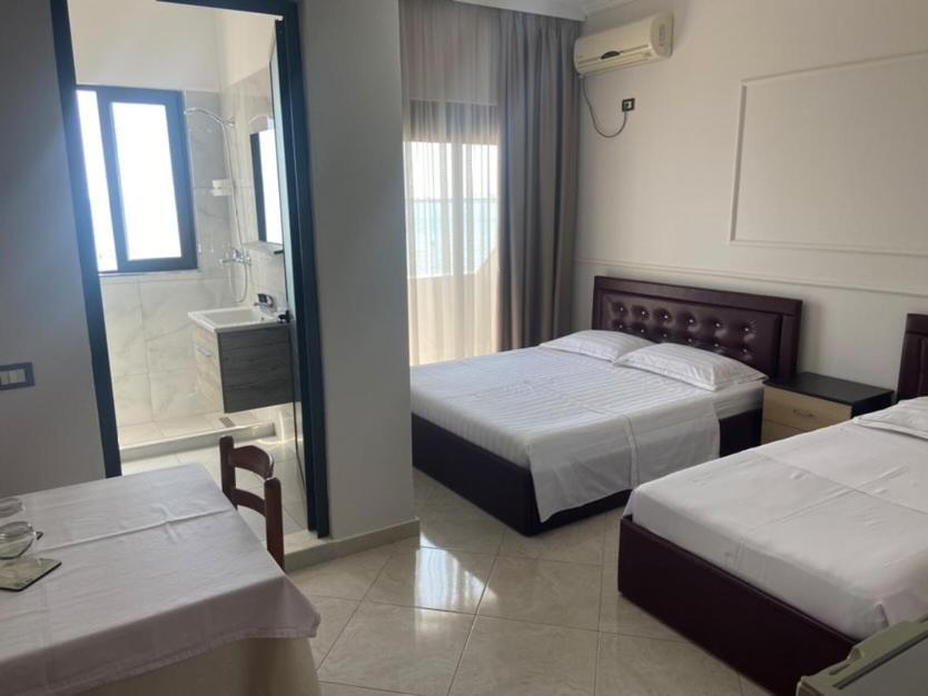 Hotel Tirona Durrës Eksteriør billede