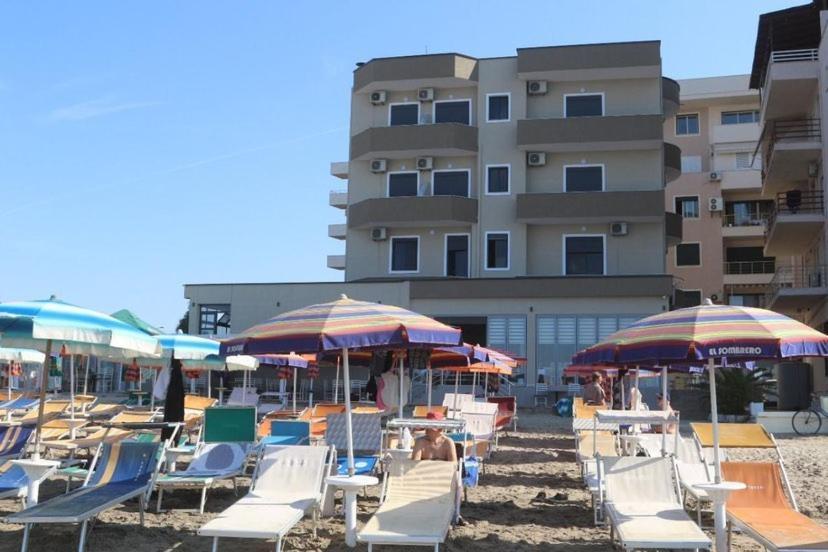 Hotel Tirona Durrës Eksteriør billede