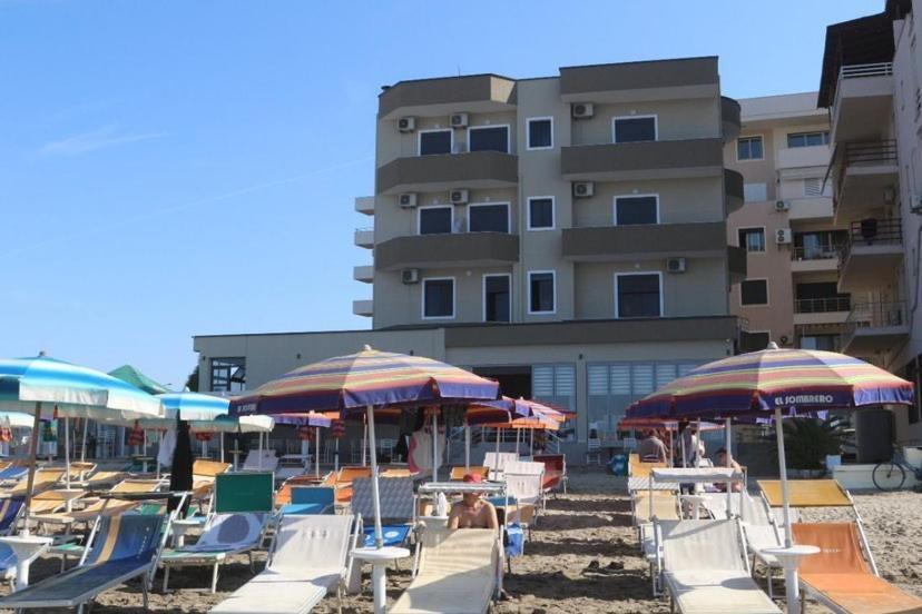 Hotel Tirona Durrës Eksteriør billede