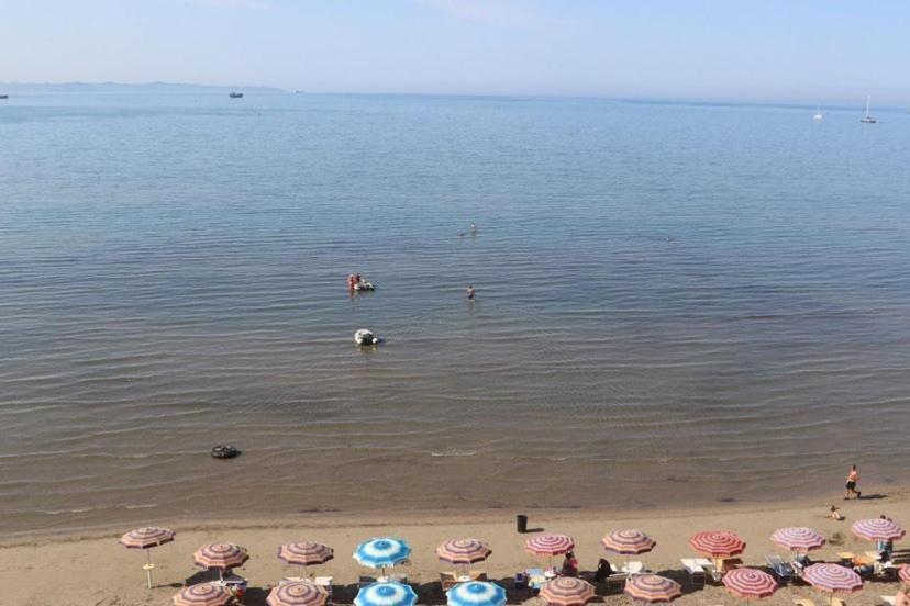 Hotel Tirona Durrës Eksteriør billede
