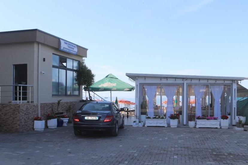 Hotel Tirona Durrës Eksteriør billede