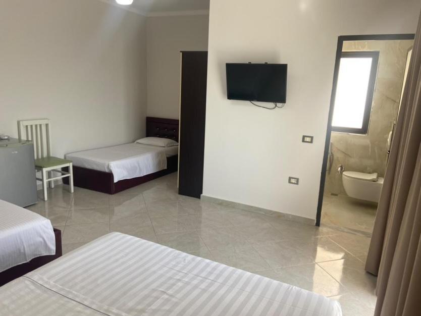 Hotel Tirona Durrës Eksteriør billede