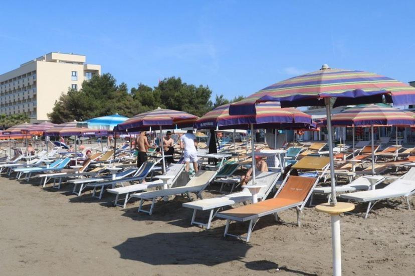 Hotel Tirona Durrës Eksteriør billede